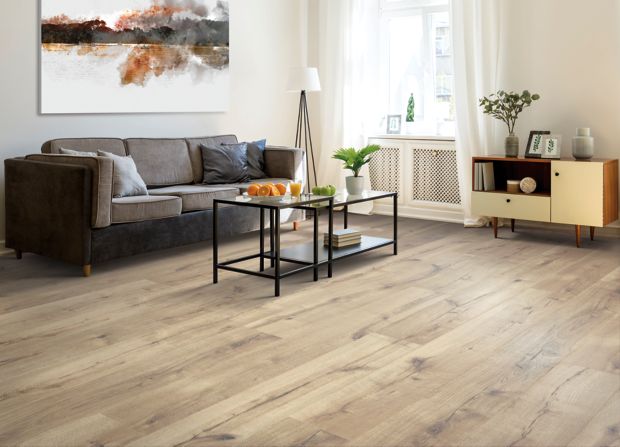 Castlebriar in Trinket Oak Laminate