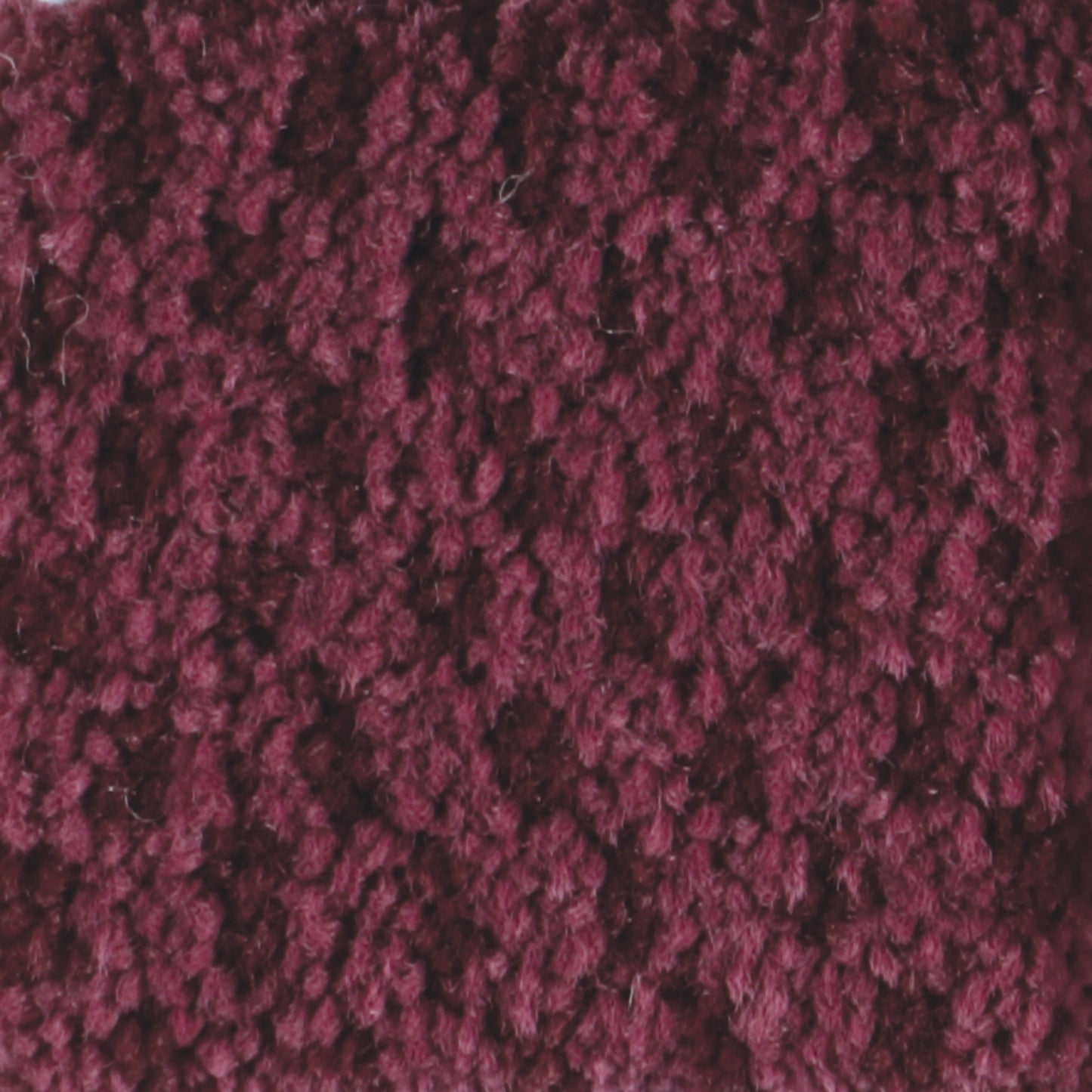 Seurat in Magenta Carpet