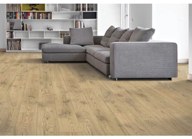 Granbury Oak in Almondine Oak Laminate