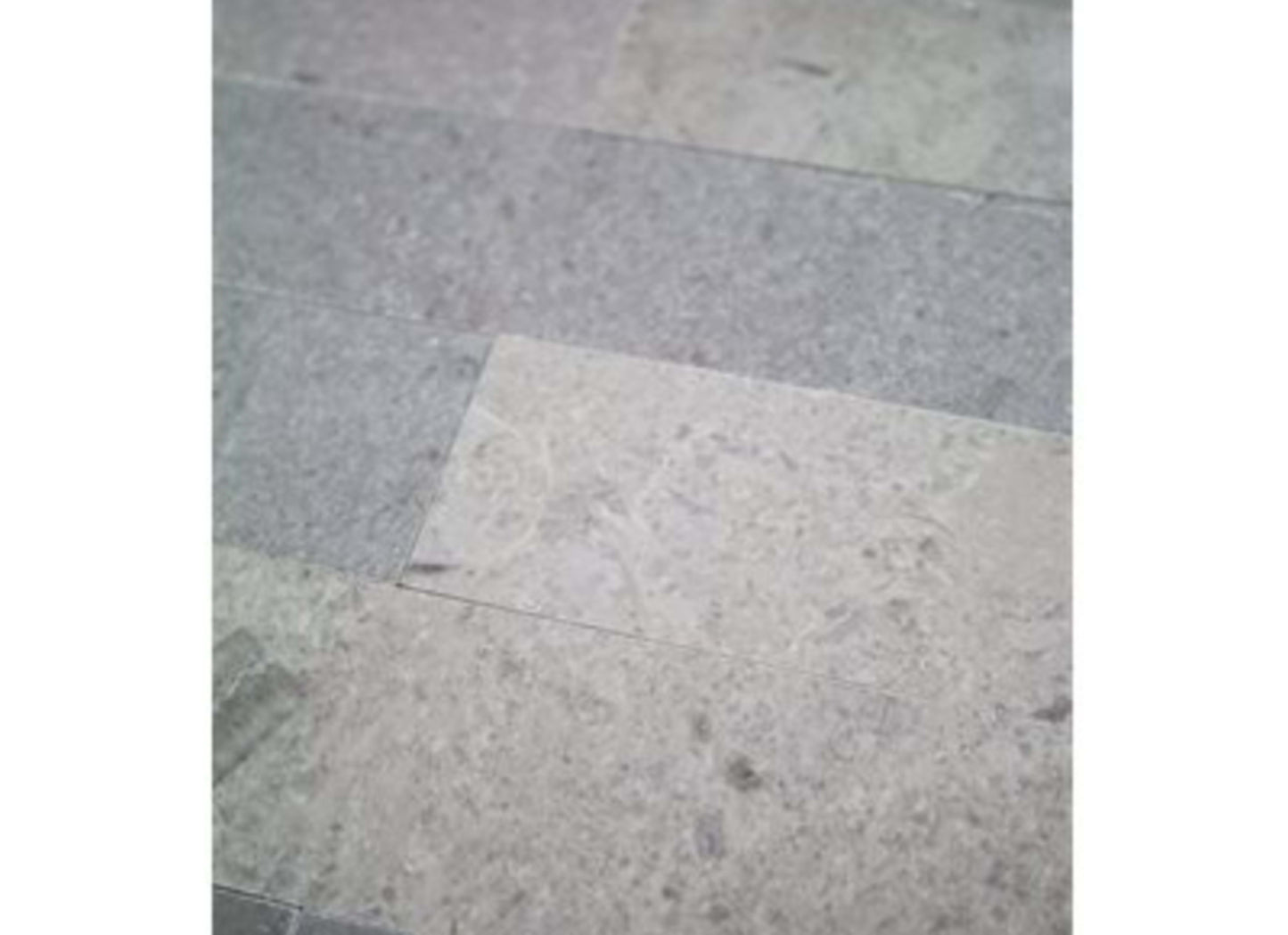 Stone Brush in White Carrara
