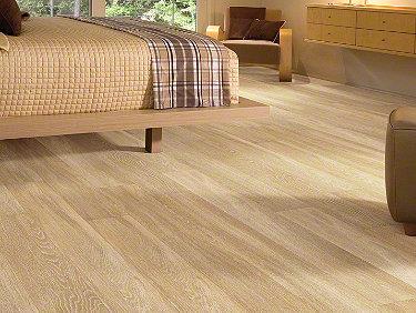 LUXE FEEL I in Manilla Carpet
