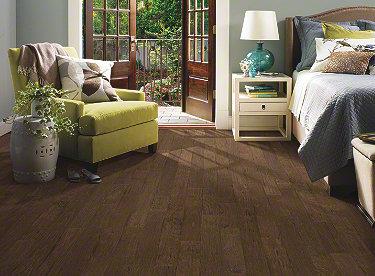 Vintage Charm 5 in Weathered Saddle Hardwood