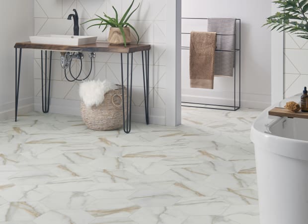 Silver - Carrara