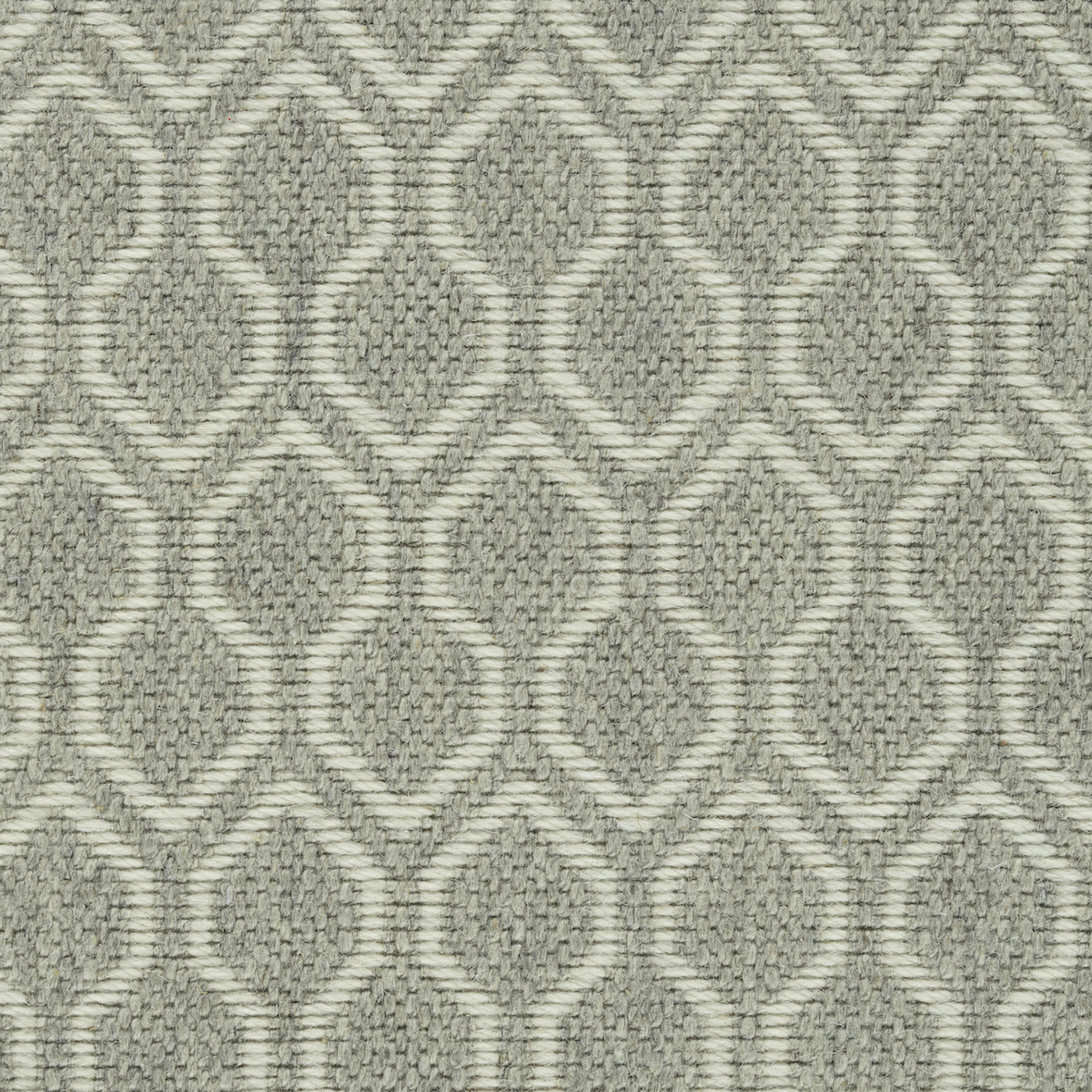Shoreline in Dove Carpet