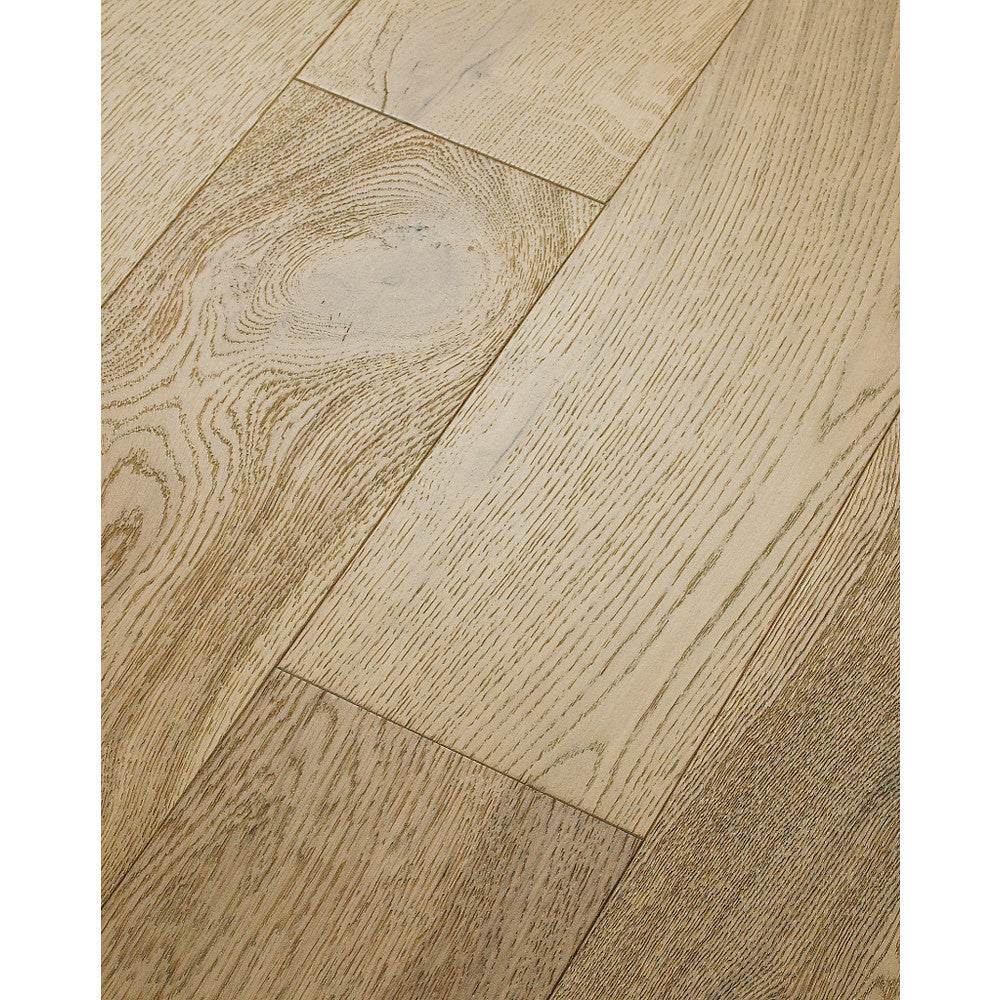 Couture Oak