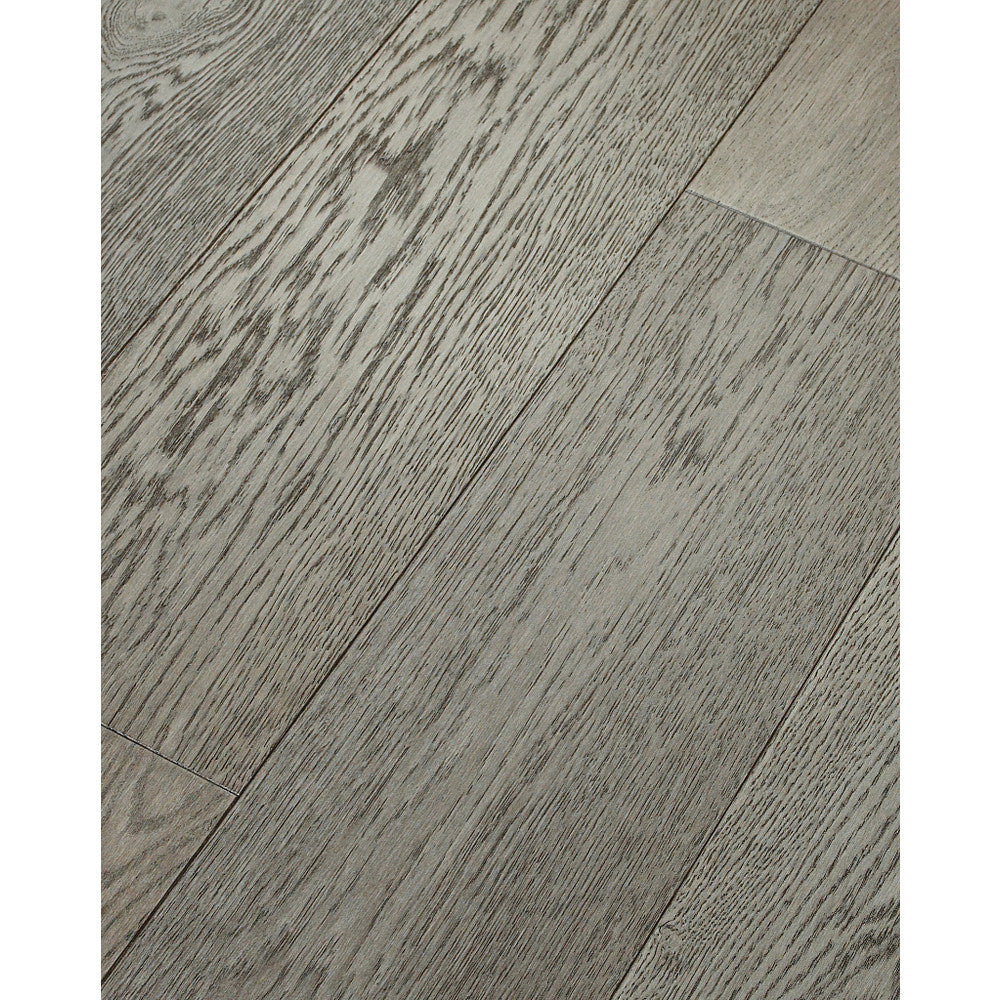 Couture Oak