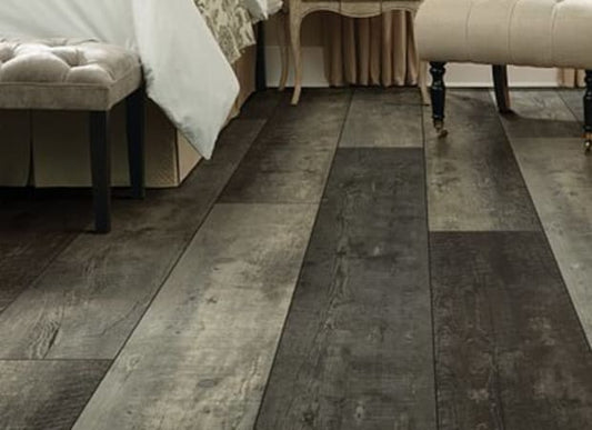 TITAN HD PLUS in Arcadia Barnboa Luxury Vinyl