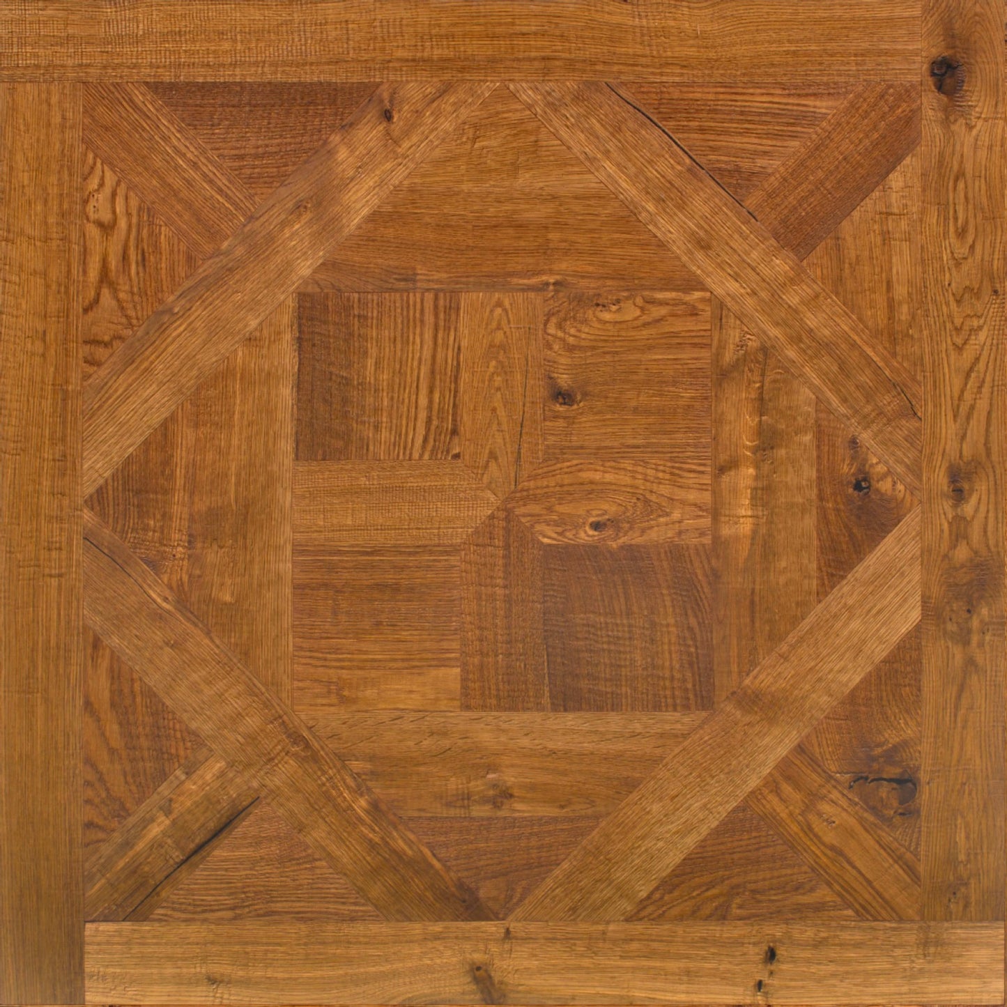 Palais in Tournon Hardwood