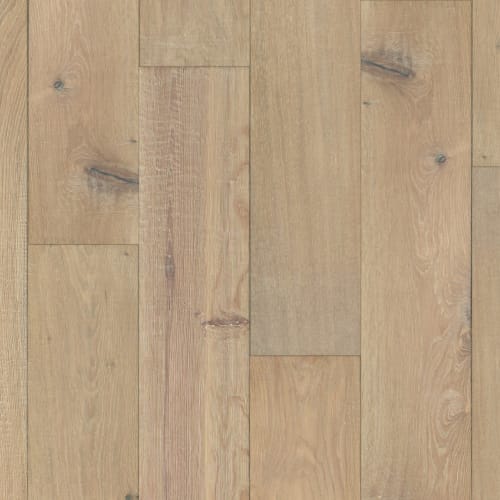 Strata in Terrene Hardwood