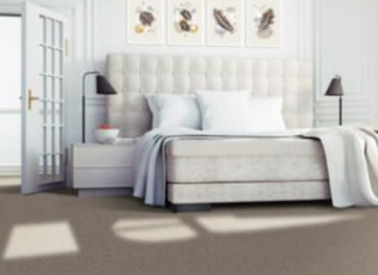 Luxuriant Feel in Nocturne Carpet