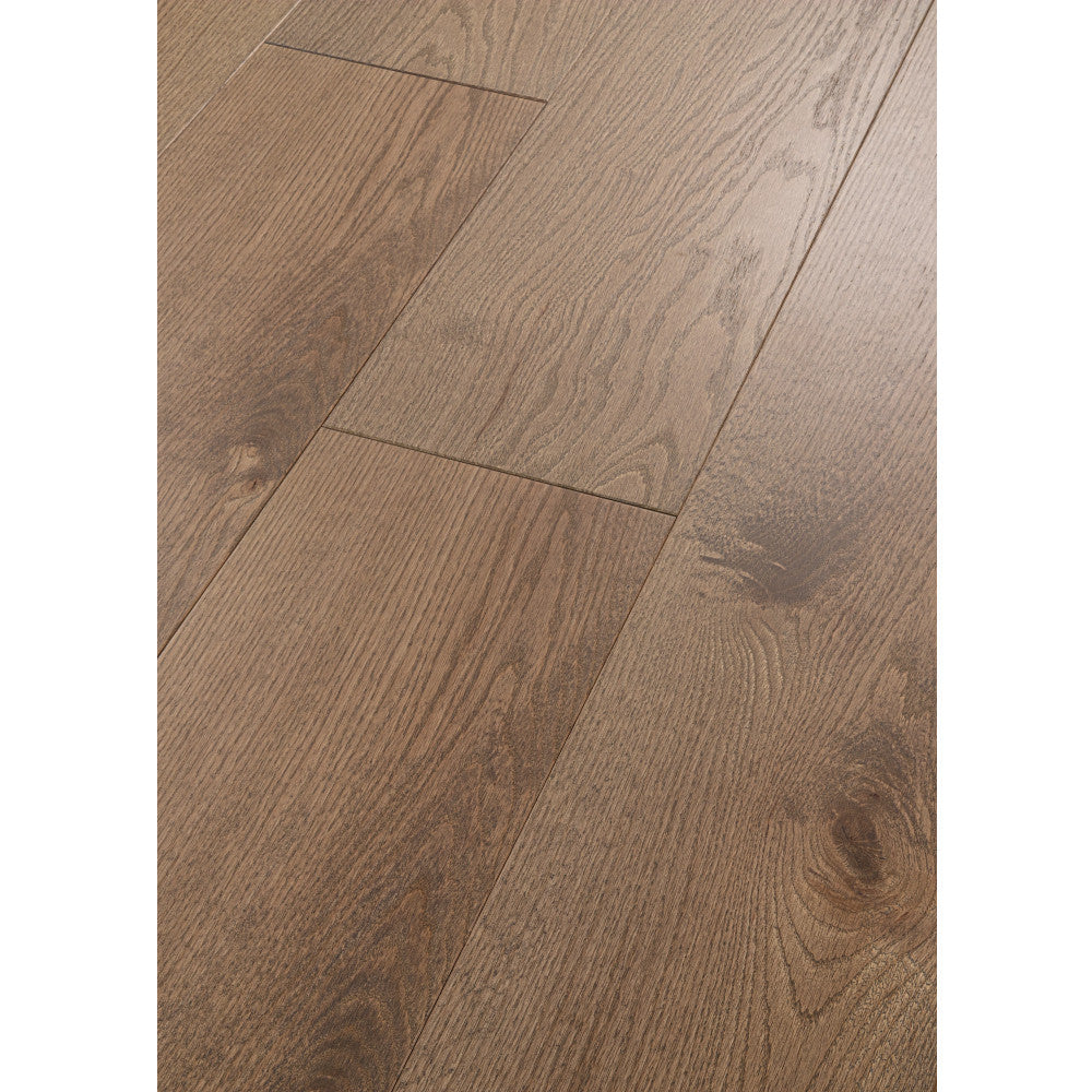 Landmark Sliced Oak