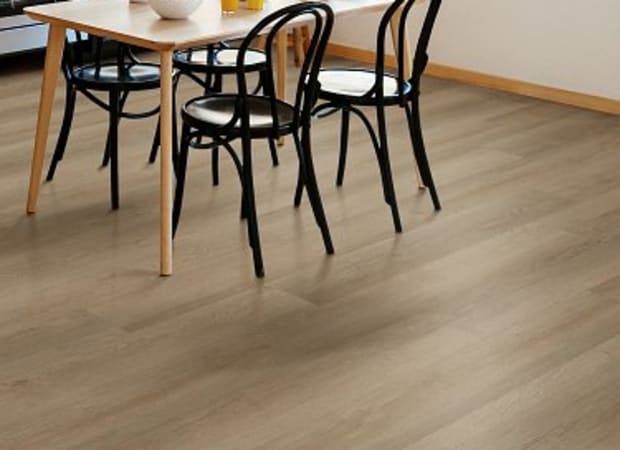 ALBA RESERVE 20 in Ohlone Oak Luxury Vinyl