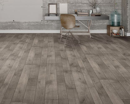 Fieldcrest in Grey Nuance Vinyl Sheet Goods
