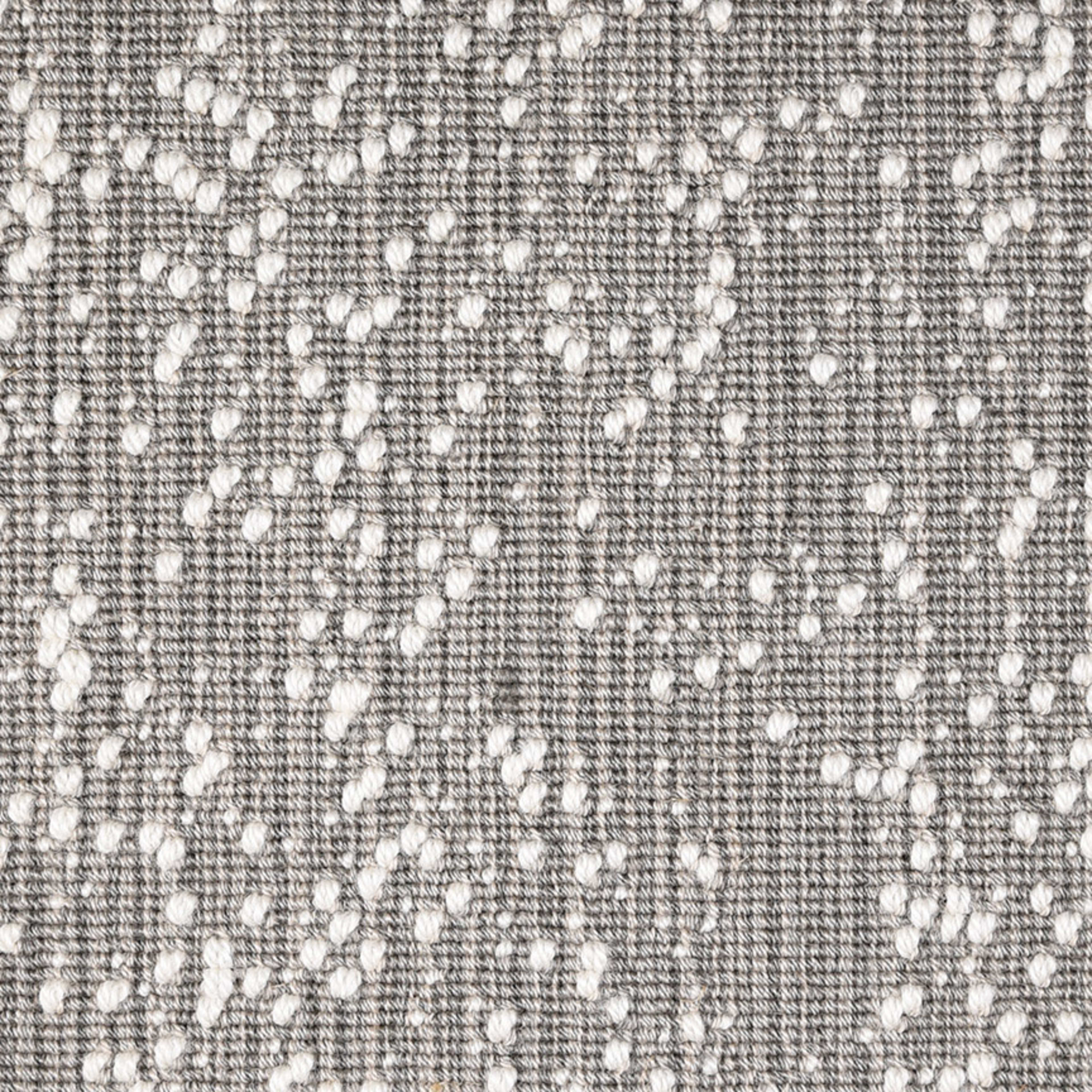 White Noise in Pitch Carpet
