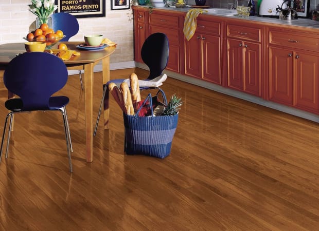 Yorkshire White Oak Solid in Auburn Hardwood