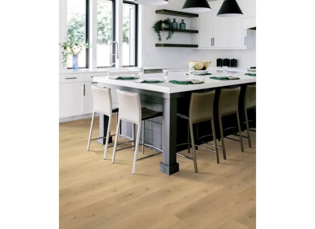 Hampton Villa in Tulip Shell Oak Laminate