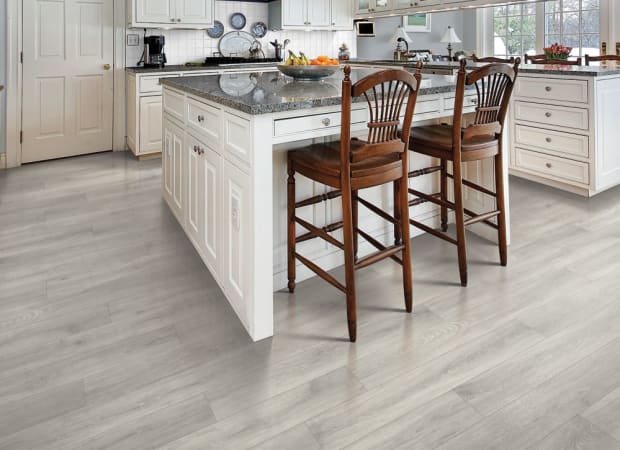 Rare Vintage in Ashlar Oak Laminate