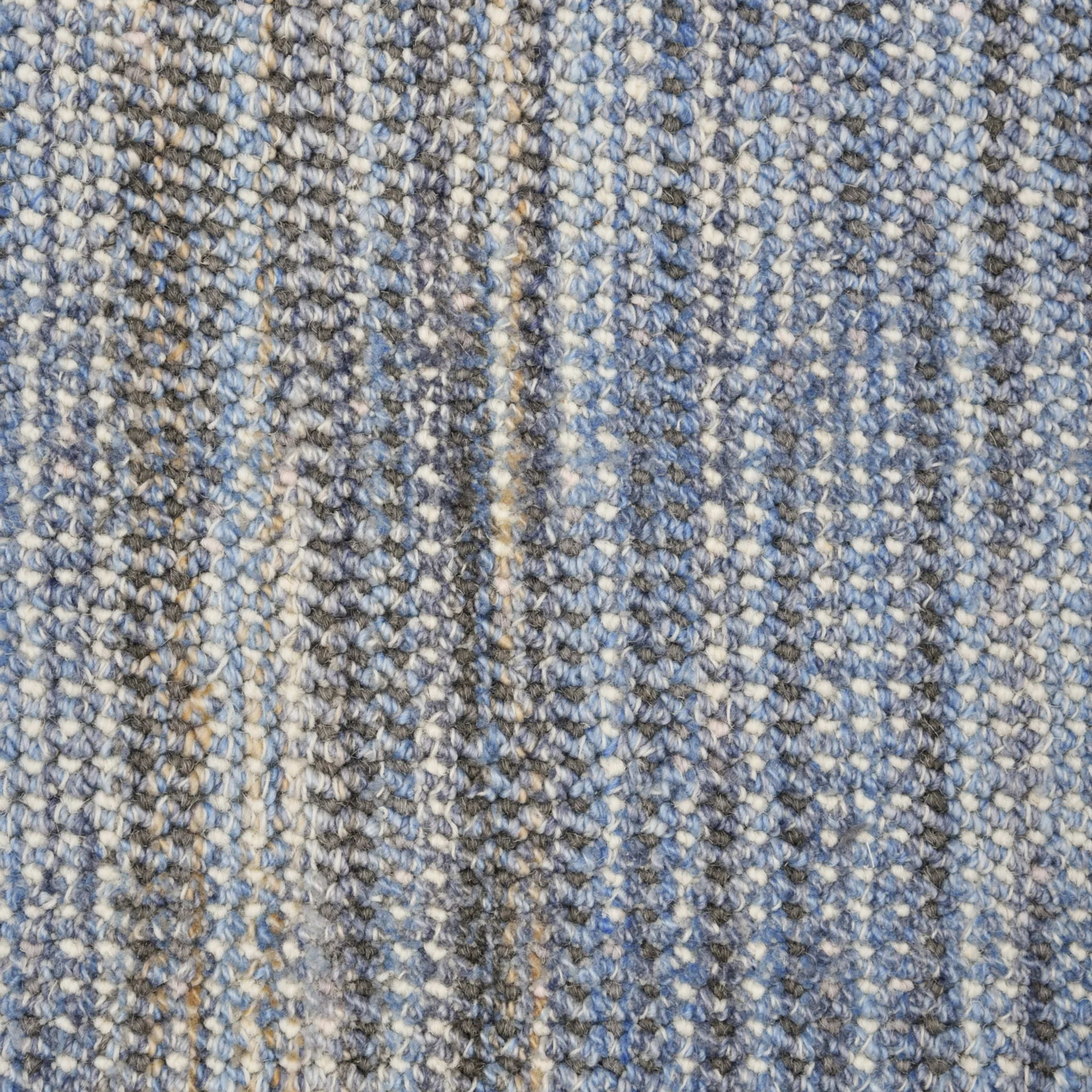 Kindle in Sky Carpet