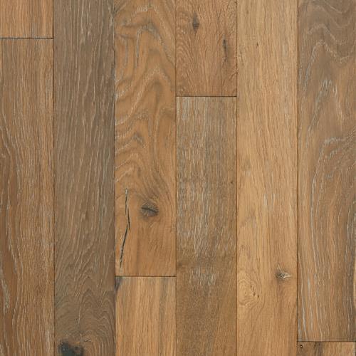 Studio Moderno in Cavalli Hardwood