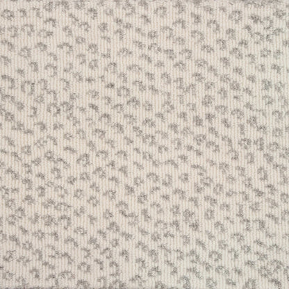 Pantera in Ivory Carpet