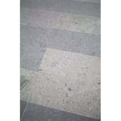 Stone Brush in White Carrara
