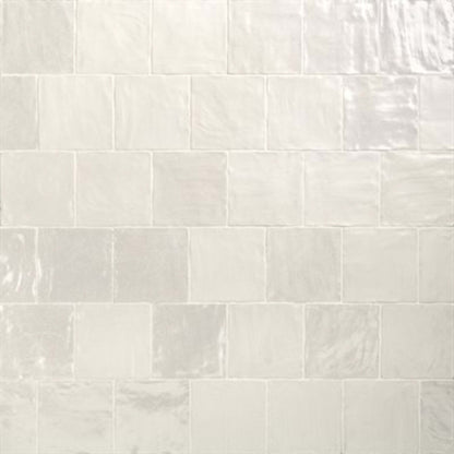 Myorka in White 4x4 Tile