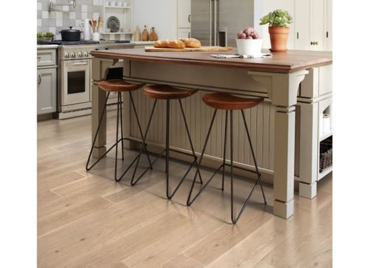 Vintage Elements in Lighthouse Oak Hardwood